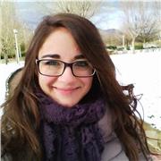 Laureata in CTF offre lezioni di chimica, biologia e materie affini